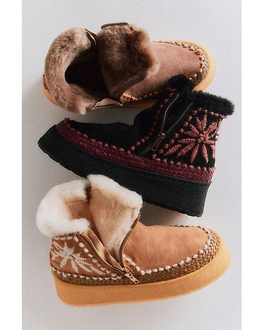 Laidbacklondon Natural Setsu Platform Floral Stitched Boots Shoe By