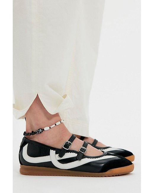 Bronx White Cli-Oo Mary Jane Sneakers By