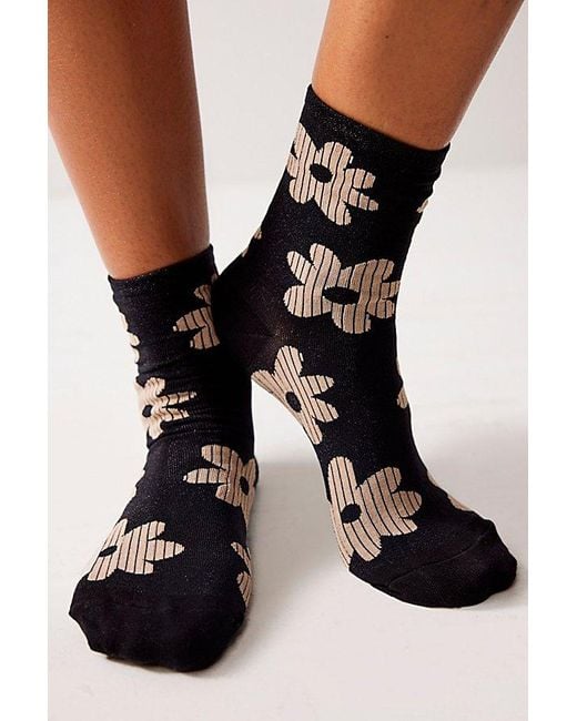 Free People Black Groove Out Daisy Socks