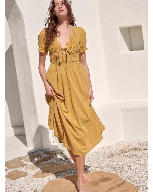 Free People All You Need Is Lace Midi in Natural Lyst