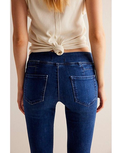 Free People Double Dutch Pull-on Slit Skinny Jeans At Free People In Blue Muse, Size: Xs