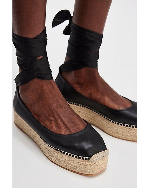 Free People Starboard Wrap Espadrilles in Black | Lyst