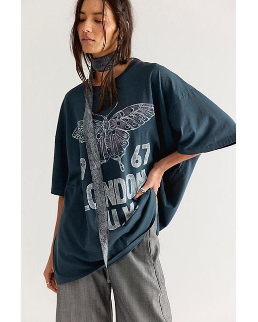 Daydreamer Blue Fleetwood Mac London 1967 Oversized Tee