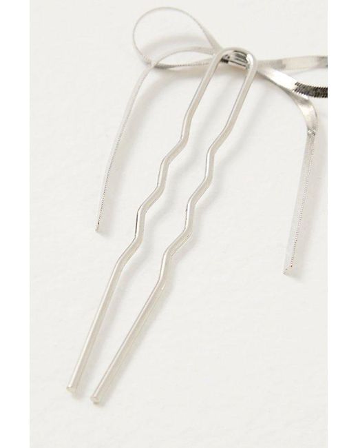 Free People Natural Barely There Bow Pin