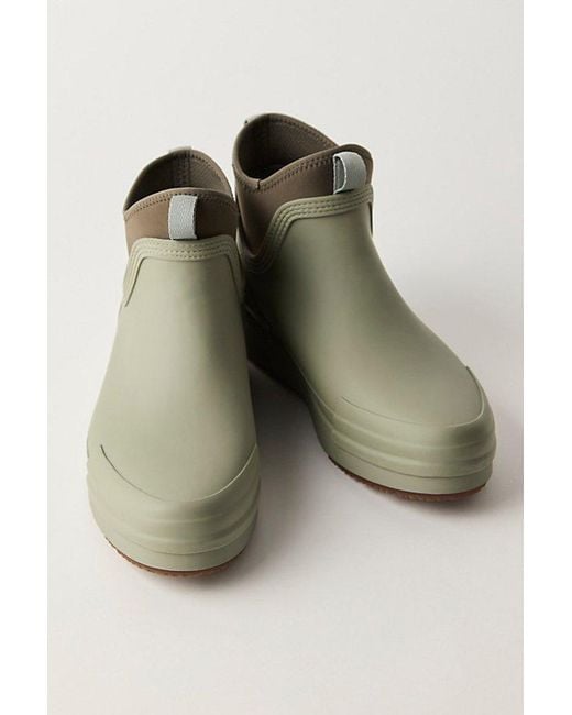 L.L. Bean Green L. L.Bean Bean Light Wellie Boots