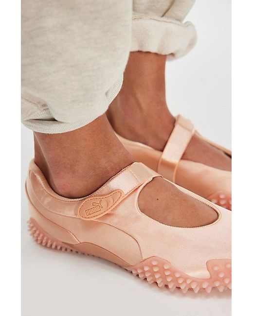 PUMA Natural Mostro Fey Sneakers