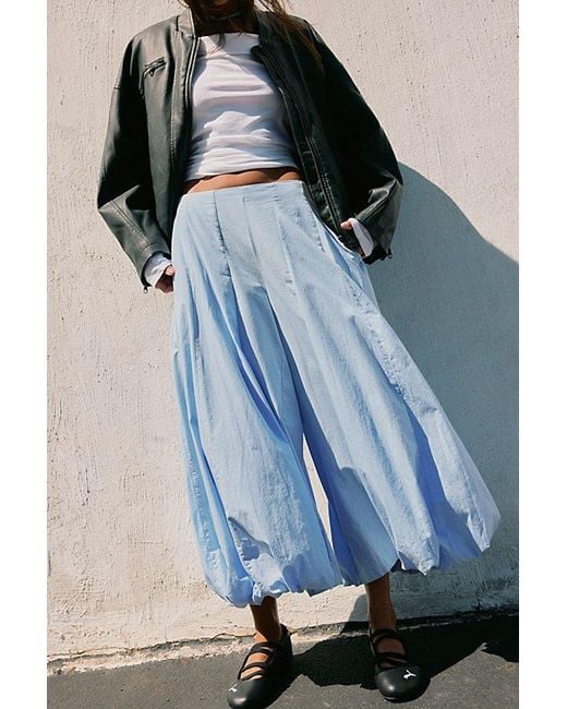 free-est Blue Bubble Pop Cropped Balloon Pants By
