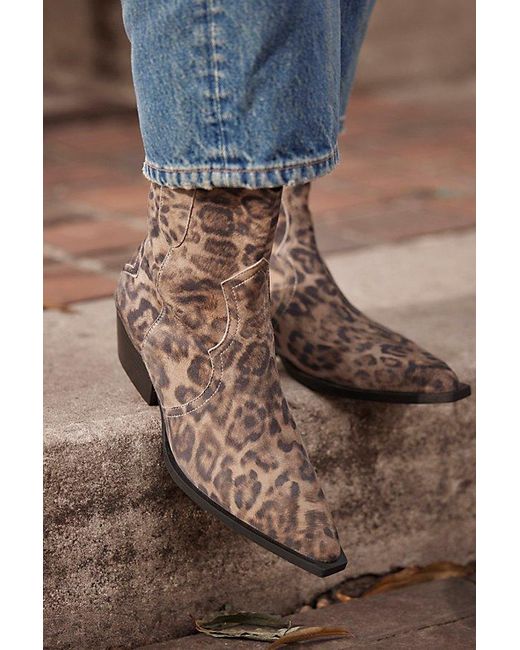 CAT NAP COWBOY BOOT