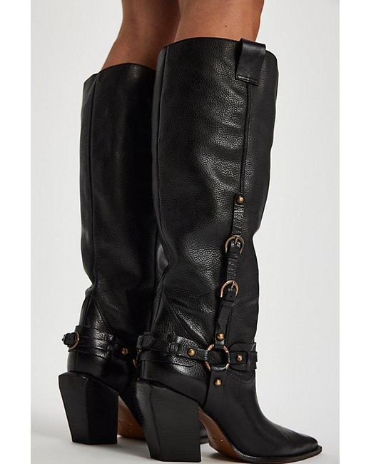 SCHUTZ SHOES Black Maine Buckle Heeled Boots