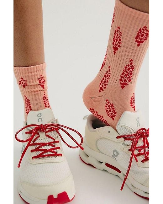 Free People Pink Buti Buti Pilates Grip Socks