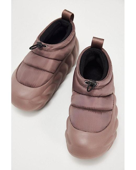 CROCSTM Gray Overpuff Shorty Slip-Ons
