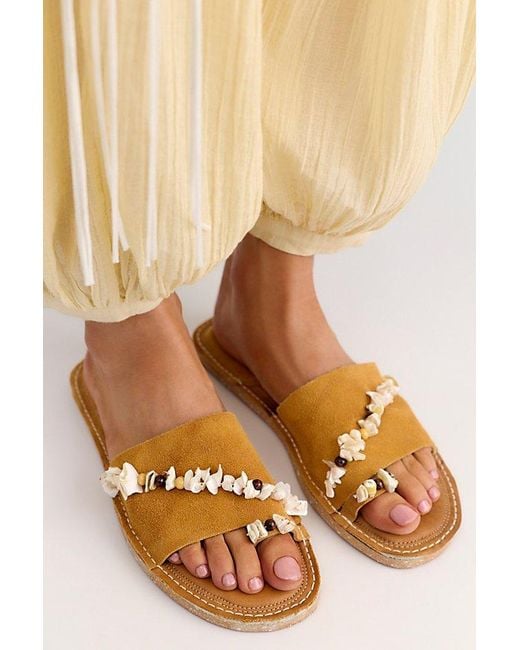 free-est Orange Treasures Toe Ring Sandals