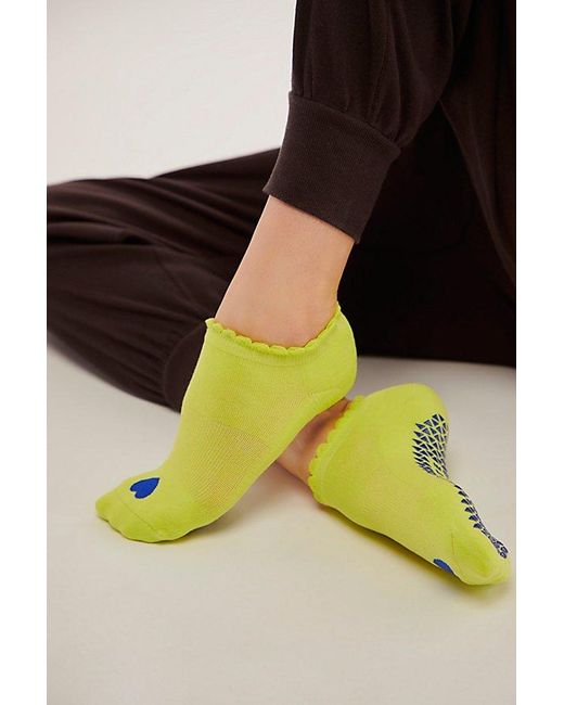 Pointe Studio Love Full Foot Grip Socks in Yellow