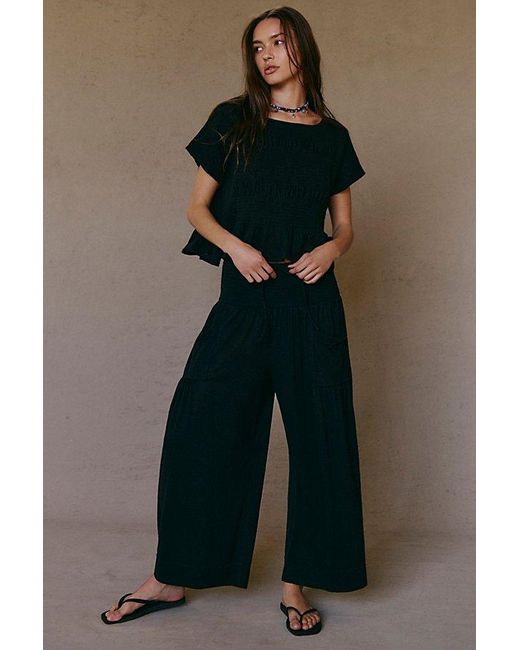 free-est Black Riley Set