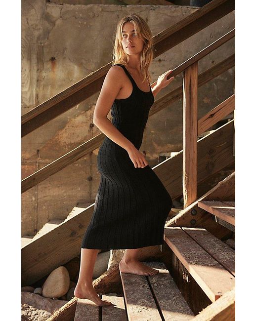 free-est Brown Santos Sweater Midi Dress By