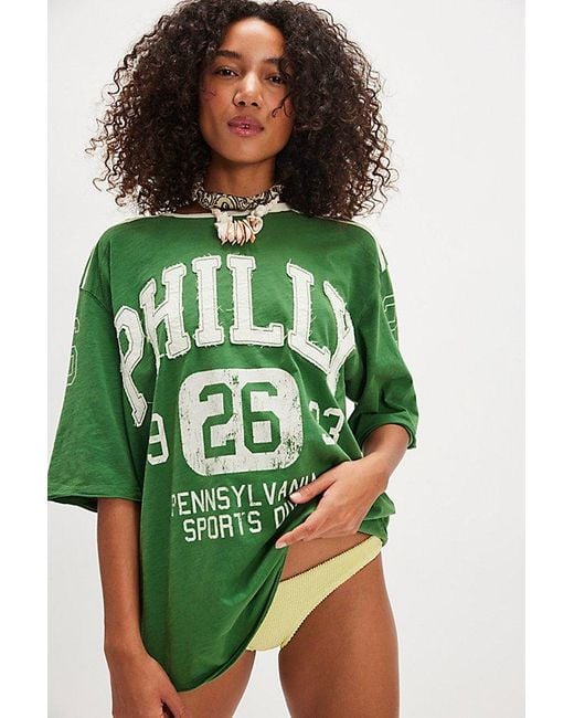 Sunday Market Green City Tee