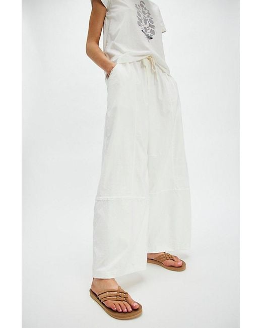 Sanuk White Yoga Sandy Sandals
