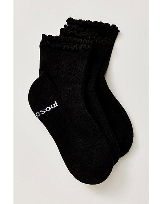 DOUBLESOUL Black Ruffle Quarter Socks