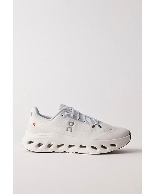 On Shoes Gray Cloudtilt Trainers Shoe