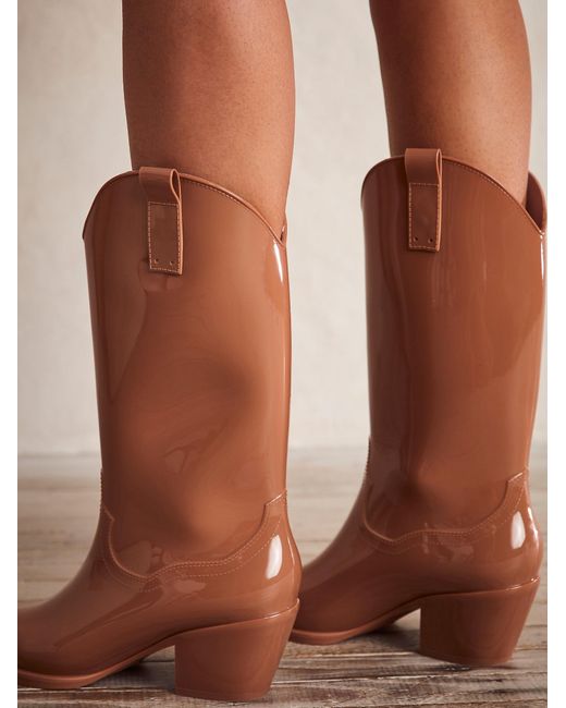 Pointed toe rain hot sale boots