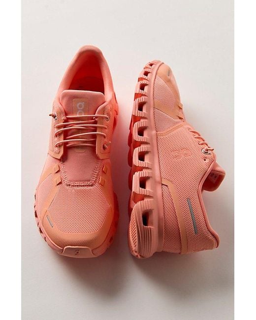 On Shoes Orange Cloud 6 Sneakers
