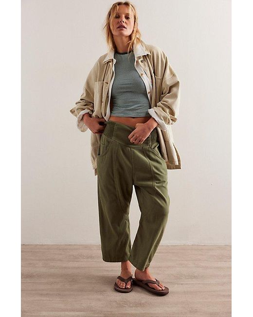 Free People Lunan Crop Harem Jeans in Natural | Lyst