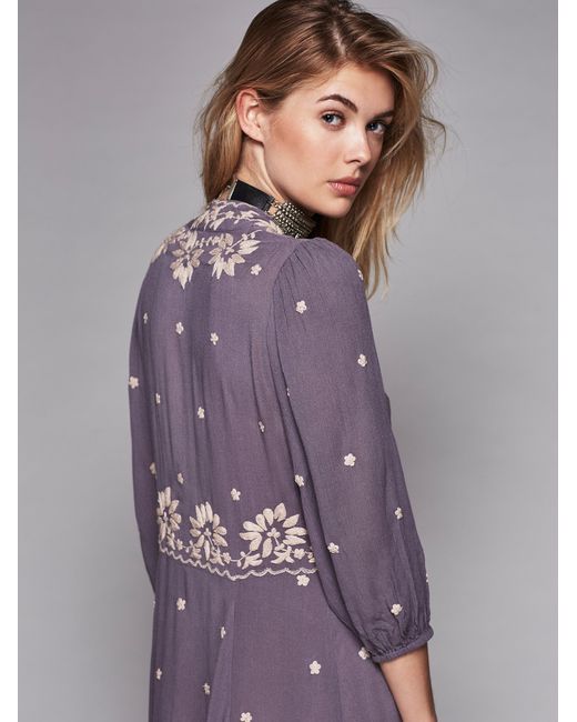 green emerald velvet dress GC Free People Embroidered Fable Midi Dress (MEDIUM) – spellandsage main image 0
