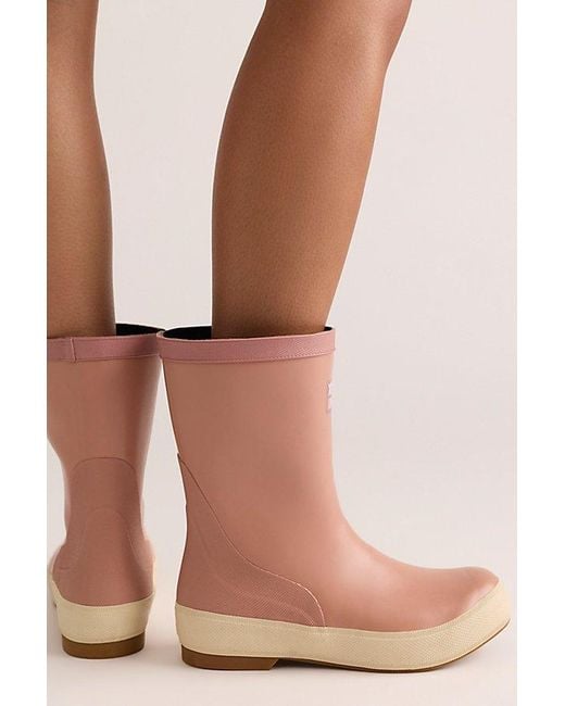 XtraTuf Pink 9" Legacy Boots Shoe