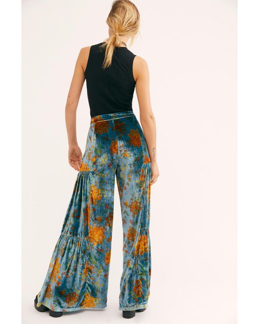 Free People Cest La Vie Velvet Printed Wide Leg Pants in Blue | Lyst