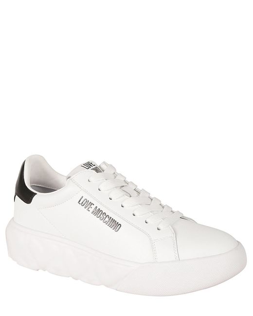 Sneakers di Love Moschino in White