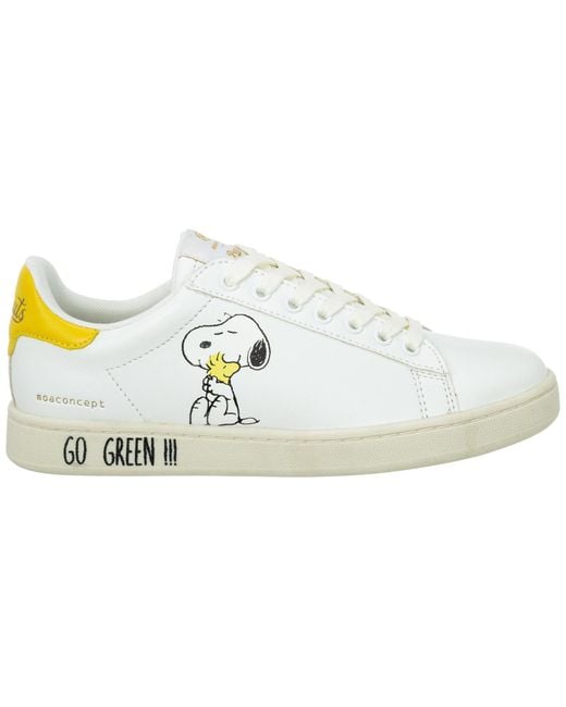 MOA White Shoes Trainers Sneakers Peanuts Snoopy Gallery