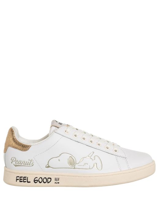 MOA White Peanuts Snoopy Gallery Sneakers