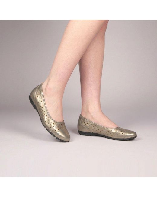 Gabor Multicolor Ruffle Punched Detail Casual Shoes