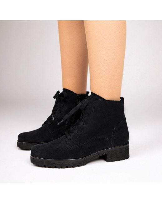 Gabor Green Zumba Ankle Boots