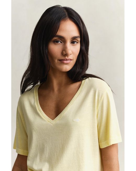 Gant Natural Washed Shield V-Neck T-Shirt