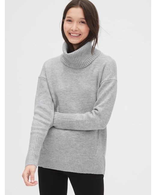 gap turtleneck sweater
