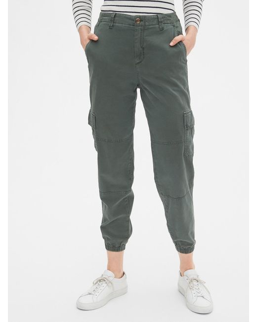 Gap Cotton Girlfriend Cargo Joggers in 