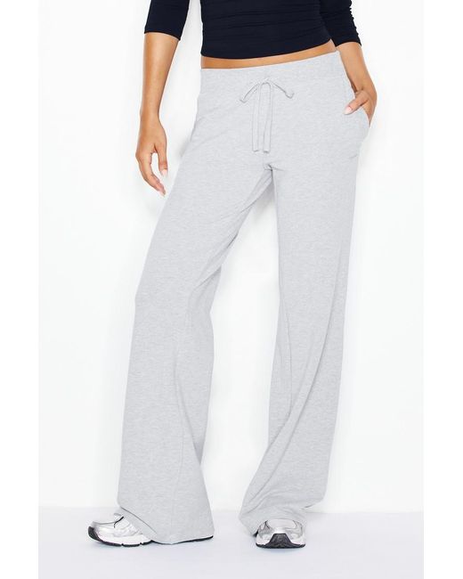 Garage White Snatch Booty Stretchterry Pants