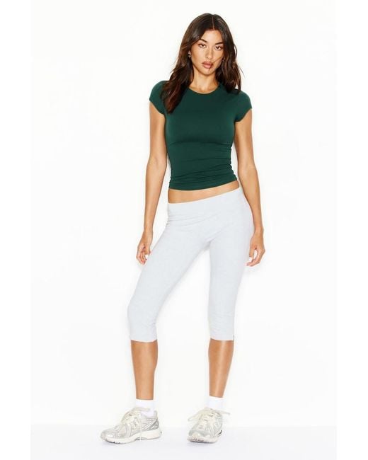 Garage Green Sleek Crewneck T-Shirt