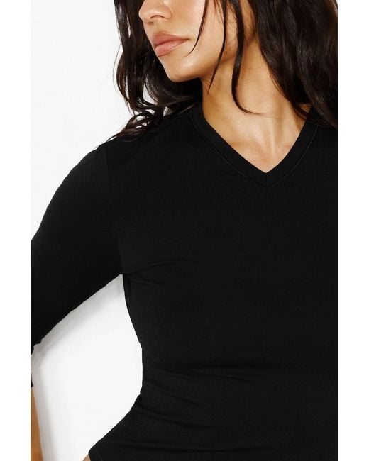 Garage Black Sleek High V-Neck 3/4 Sleeve Top