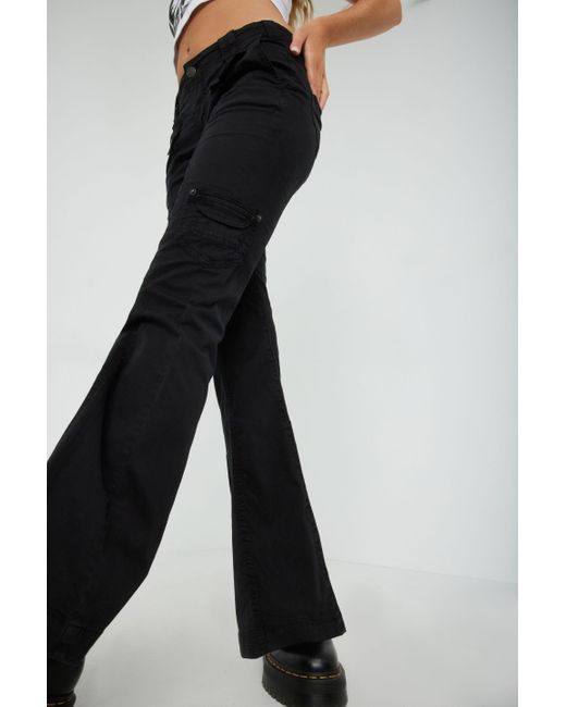 Avril black cargo pants sale