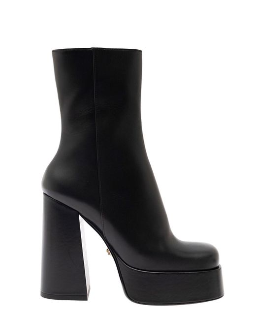 Platform Boots di Versace in Black