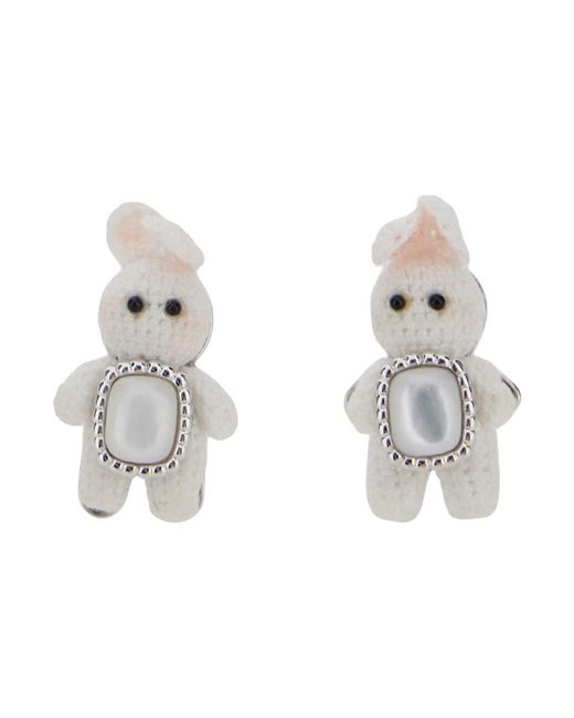 YVMIN White Woven Mini Rabbit Earrings With Mother-Of-Pearl And