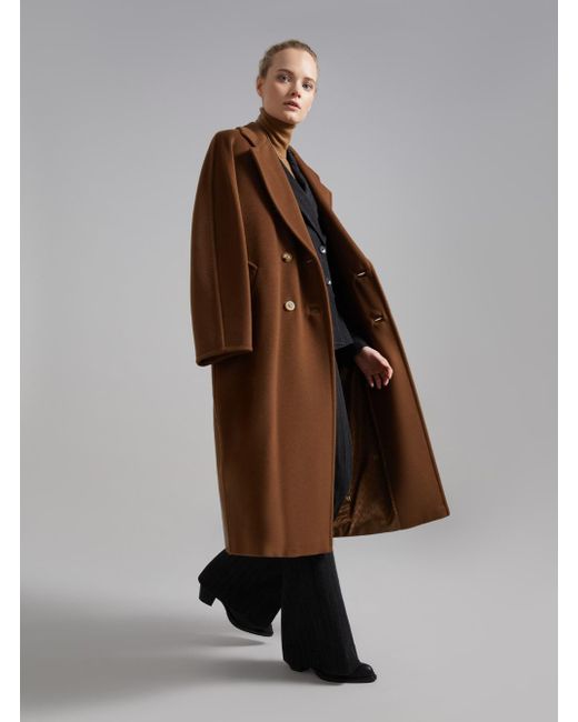 Cappotto 'Madame' Con Revers Classici E Cintura di Max Mara in Brown