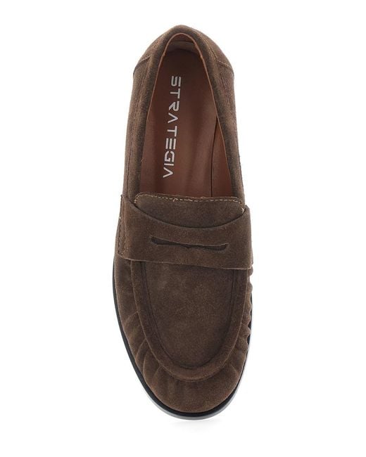 Strategia Brown Revue Loafers With Rounded Toe