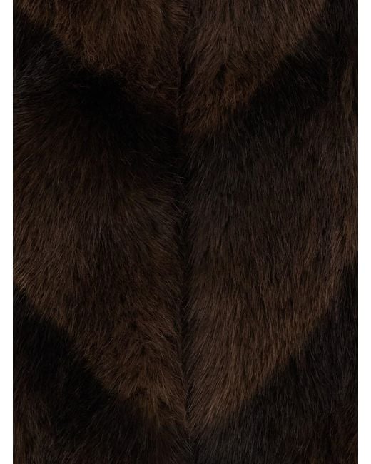 Le Plain Black Short Cape With Elegant Details And Soft Fabric