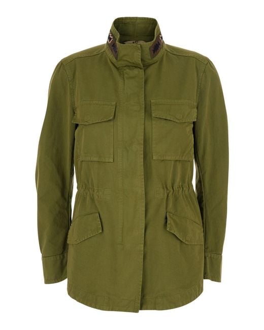 Bazar Deluxe Green Jacket With Applied Pockets On The Front