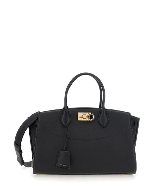 Borsa A Mano Con Tracolla Regolabile E Removibile E Chiusura di Ferragamo in Black