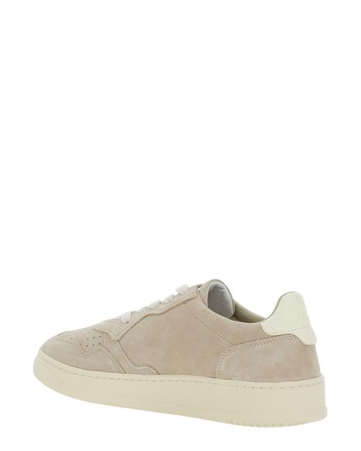 Autry Natural 'Medalist' Sneaker Low Top With Logo Patch On The Tongue A for men