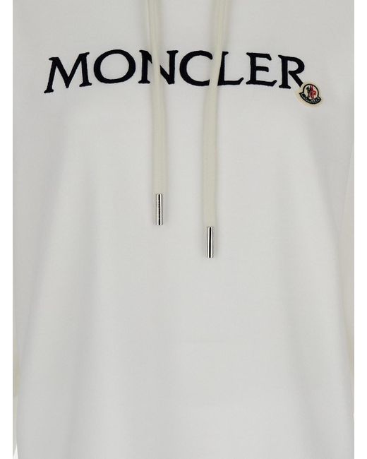 Felpa Con Cappuccio E Logo Frontale Bianca di Moncler in White
